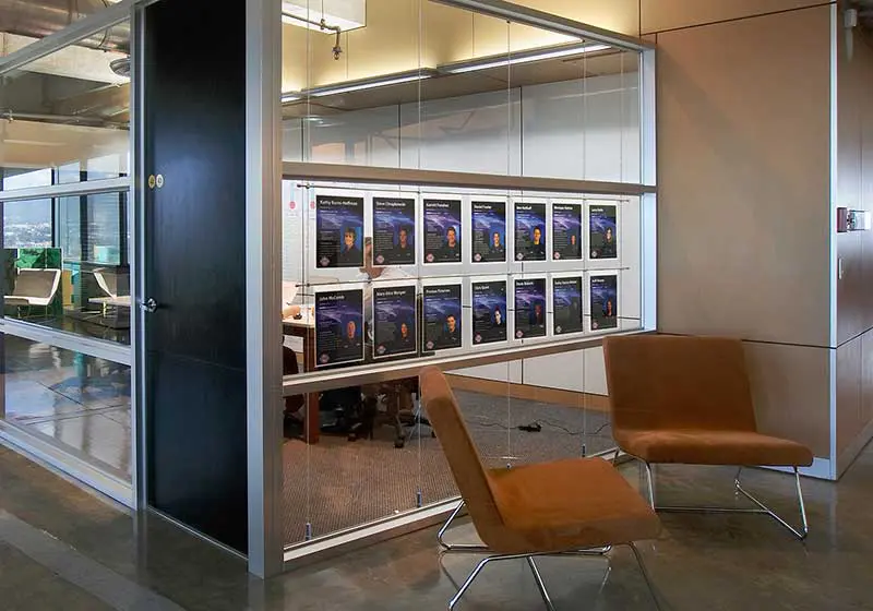 Cable Suspended Hook-on Rod Poster Displays with Acrylic Pockets