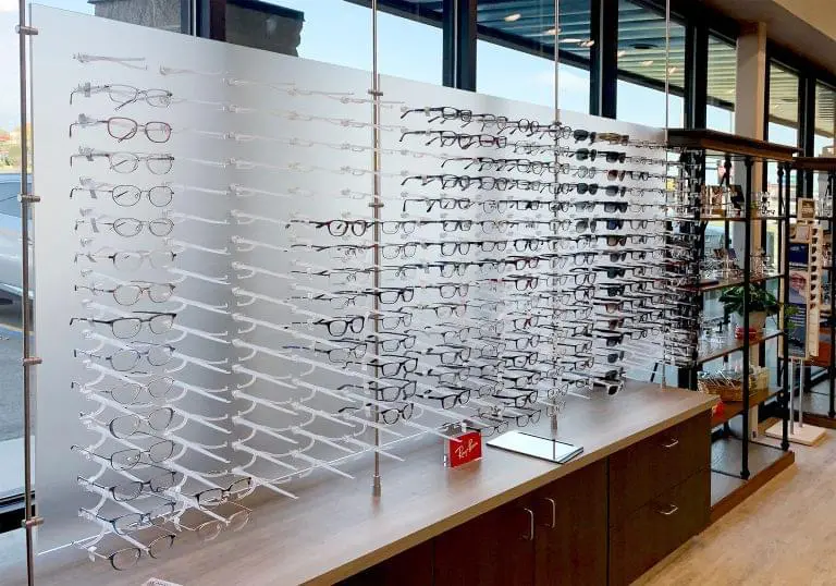 D2007 — Wall Panels for Eyewear Displays Suspended with 10mm Rod Display