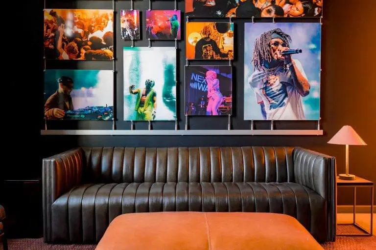 T2048 — Wall Display with Rail Mounted Tension Cables for Soundcloud NYC Office Remodel