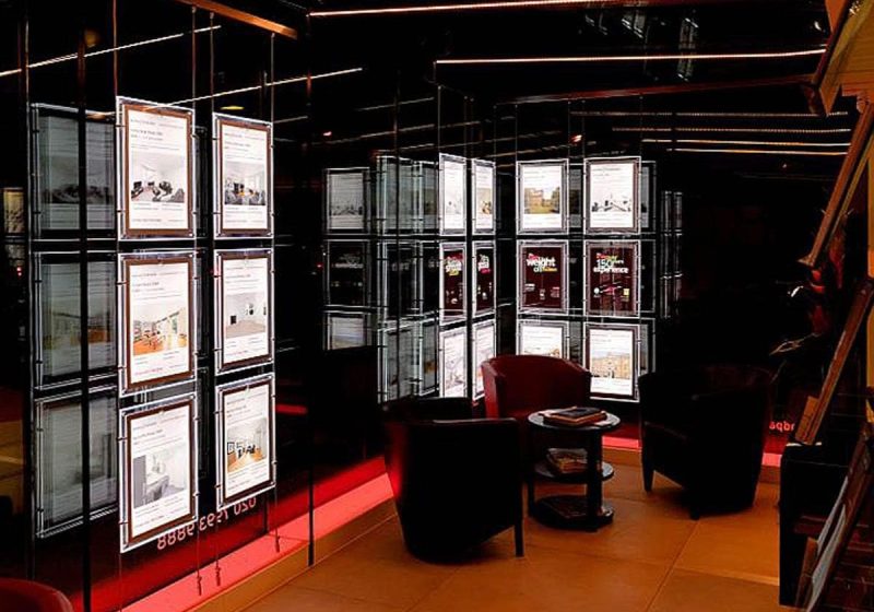 L1008 — Cable Suspended LED Window Displays for Real Estate Agents